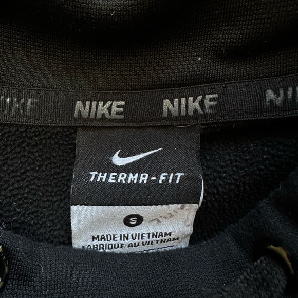 Men’s Nike Thermafit hoodie - Picture 2 of 2